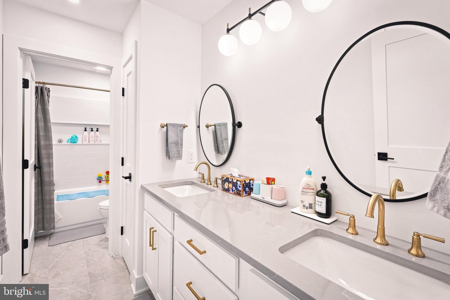 4280 E Wyndemere Cir Property Photo 44