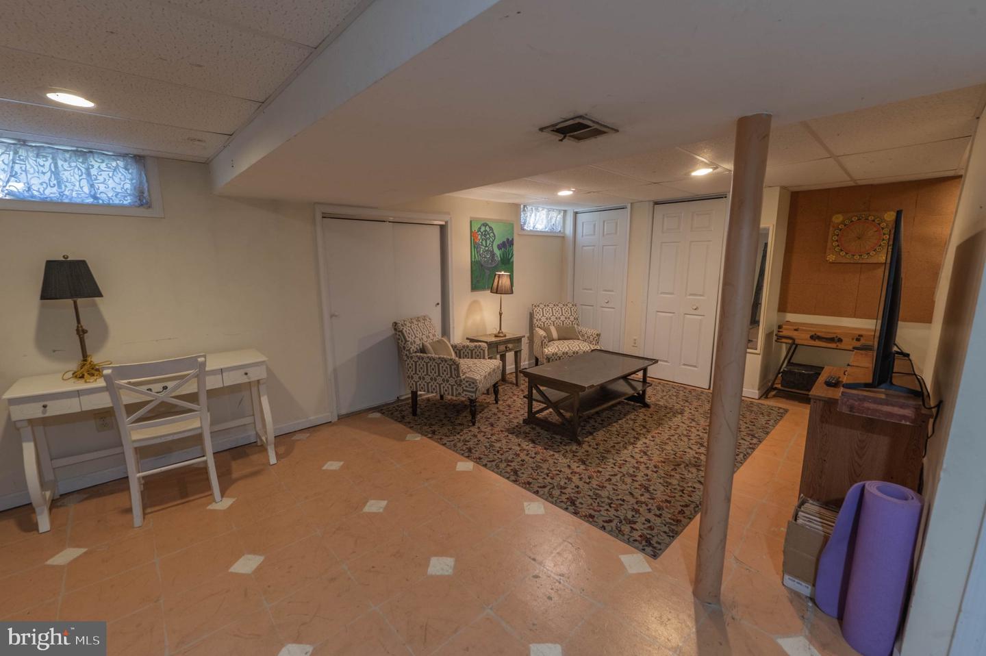 1063 Manor Dr Property Photo 23