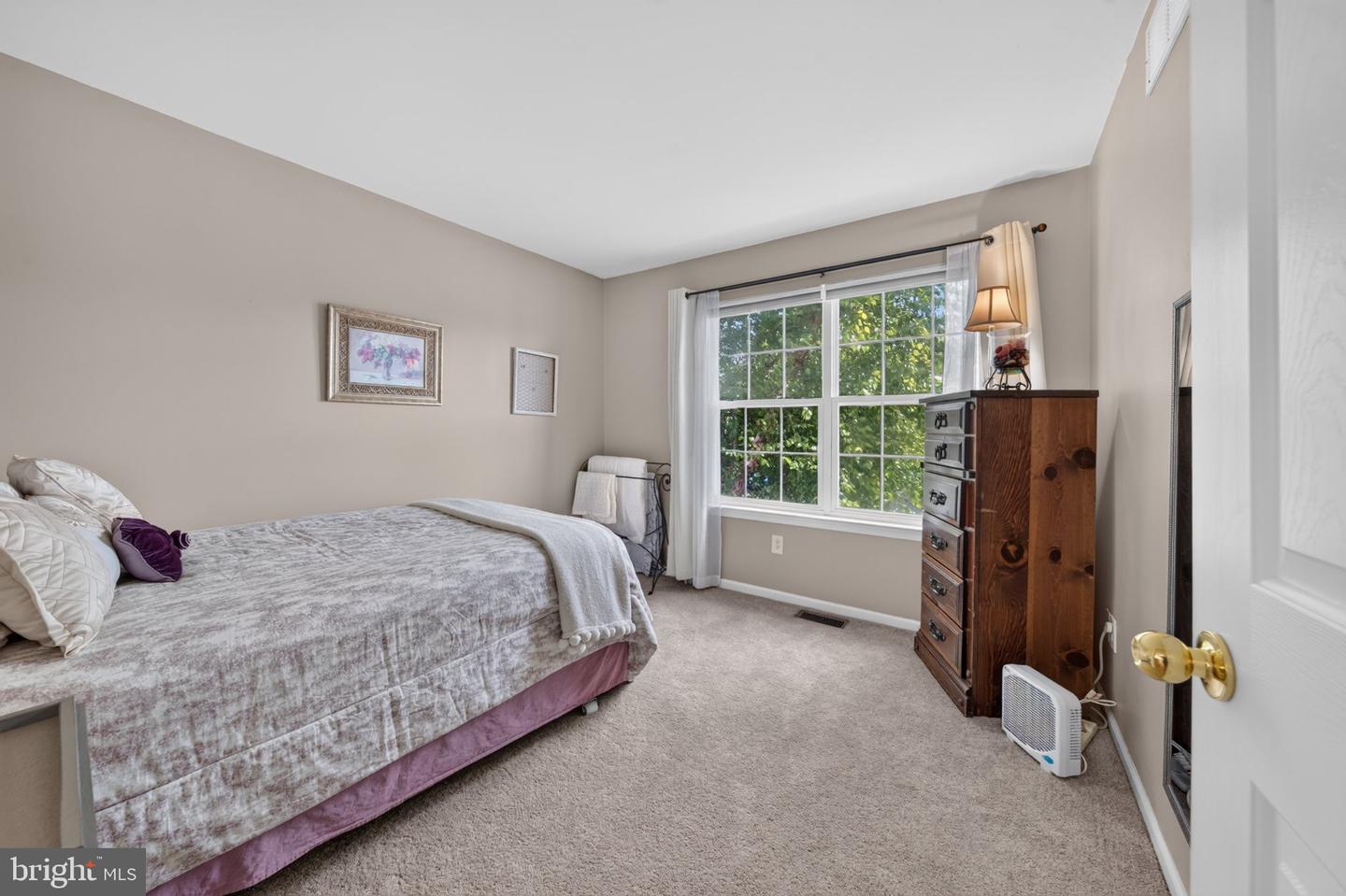 1078 King Way Property Photo 29