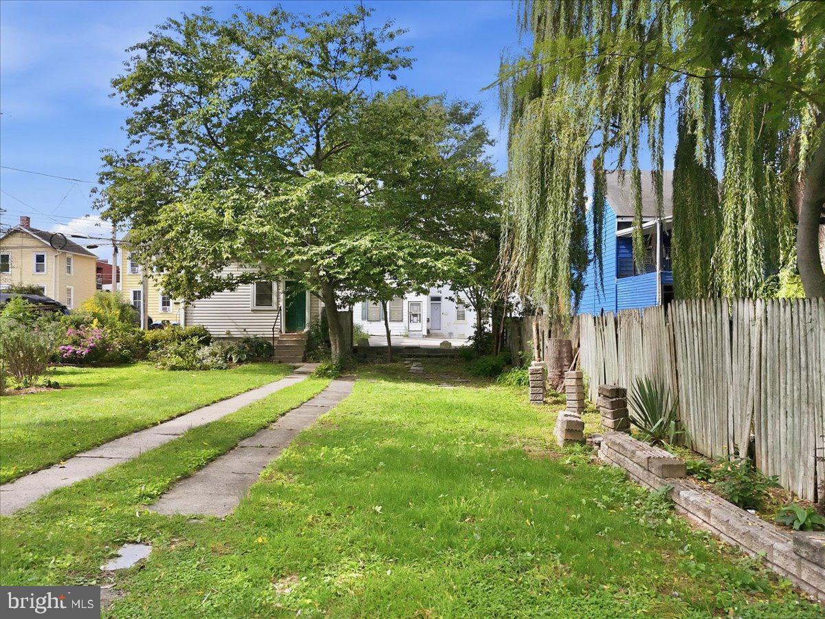 322 N 8th St Property Photo 63