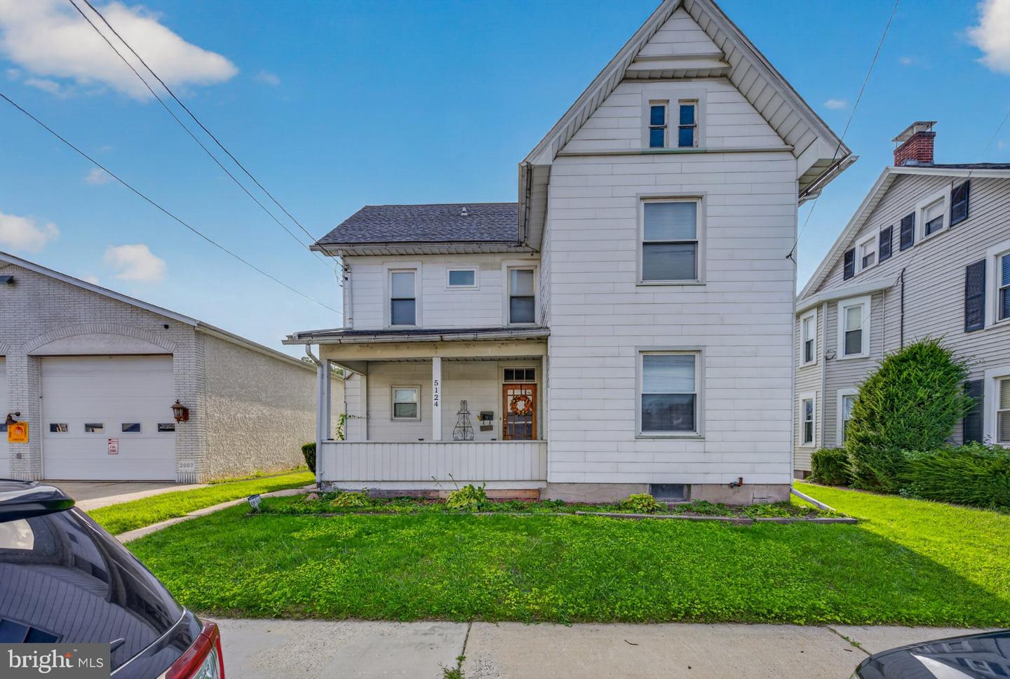 5124 3rd St Property Photo 1