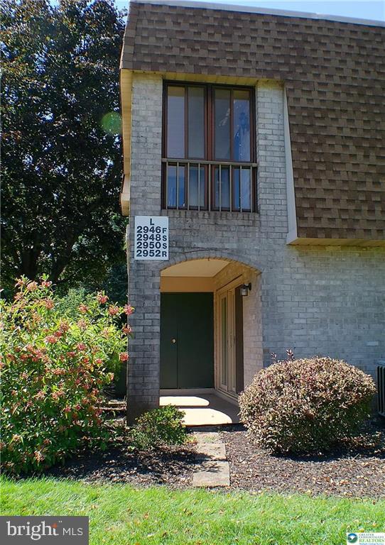 2946 Aronimink Pl Property Photo 4