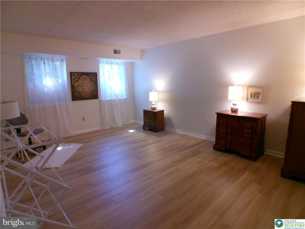 2946 Aronimink Pl Property Photo 18