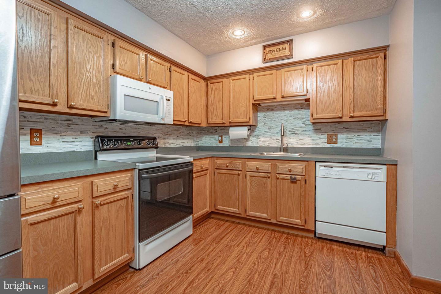 2876 Aronimink Pl Property Photo 15