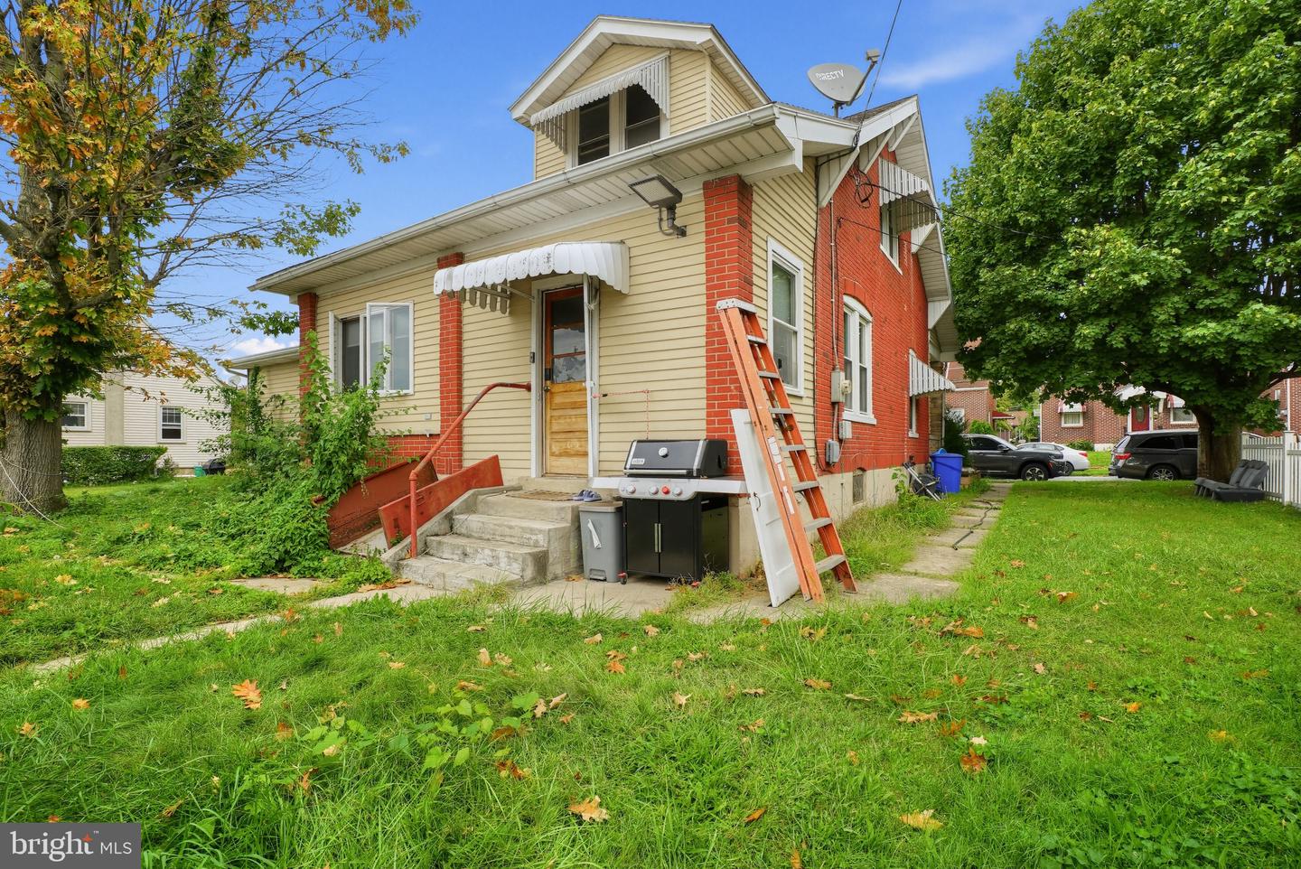1882 S 2nd St Property Photo 26