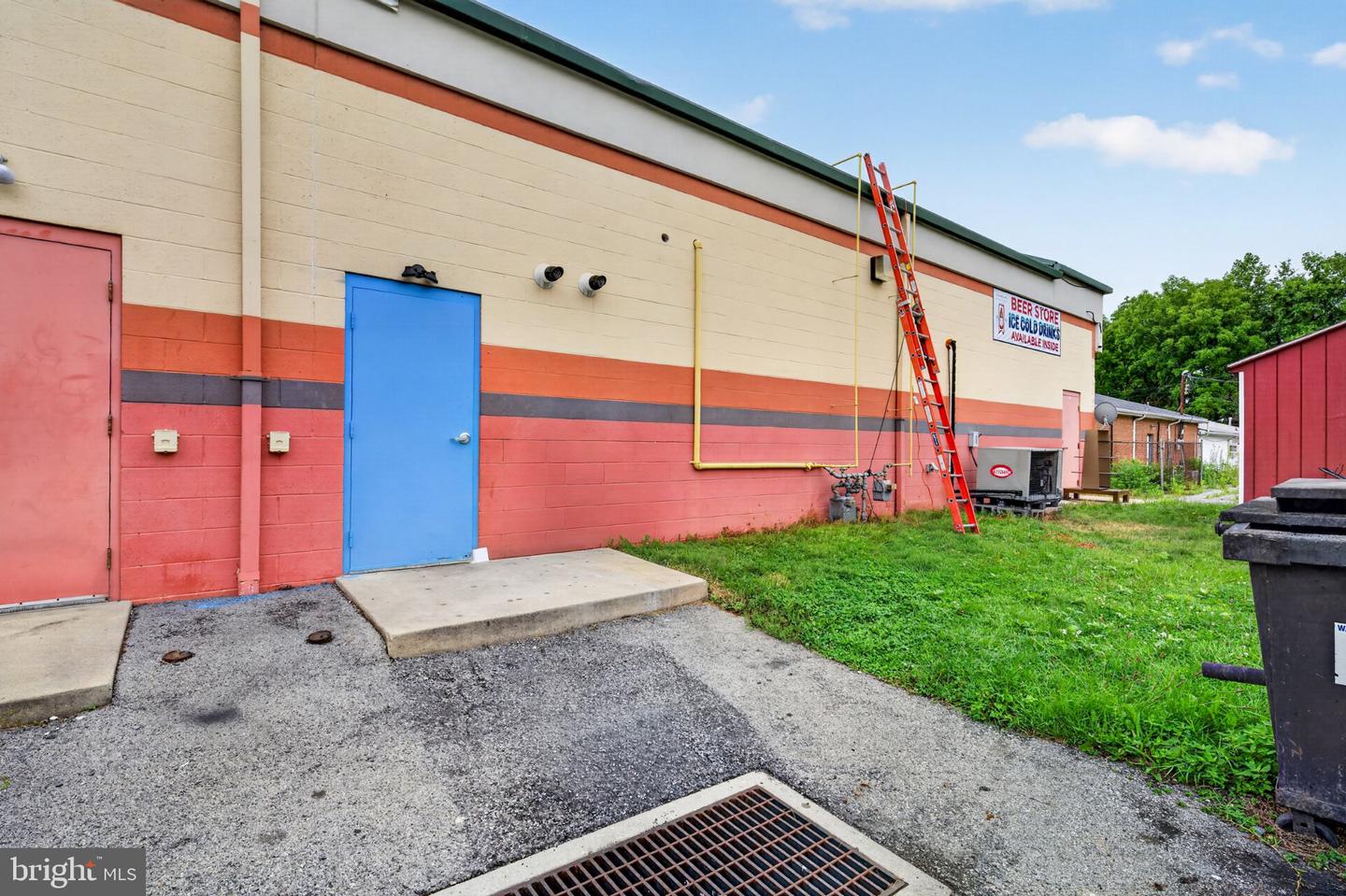 Drakes Pizzeria Property Photo 27