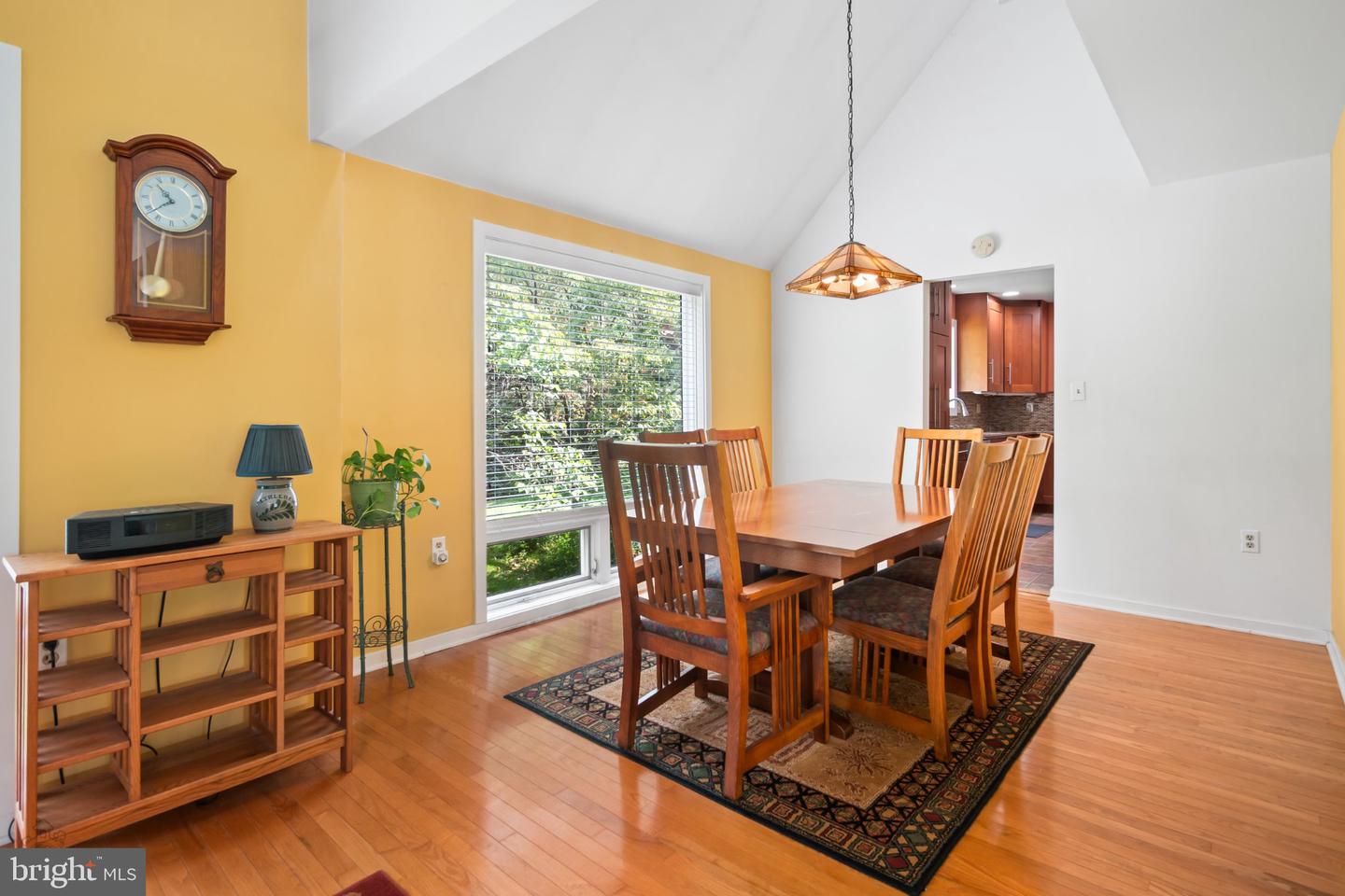 7942 Woodsbluff Run Property Photo 10