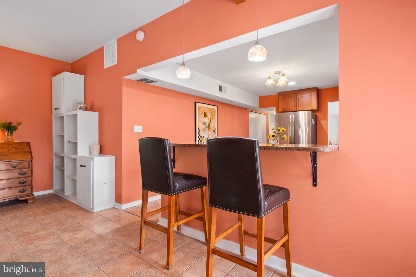 7942 Woodsbluff Run Property Photo 17