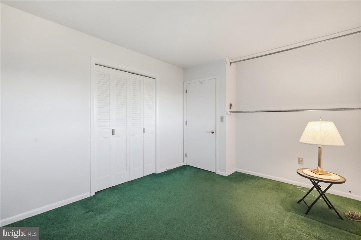 7121 Kingstead Dr Property Photo 32