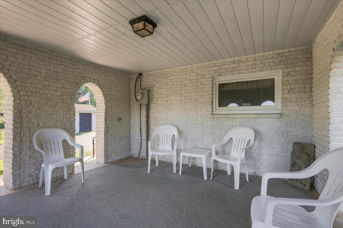 7121 Kingstead Dr Property Photo 50