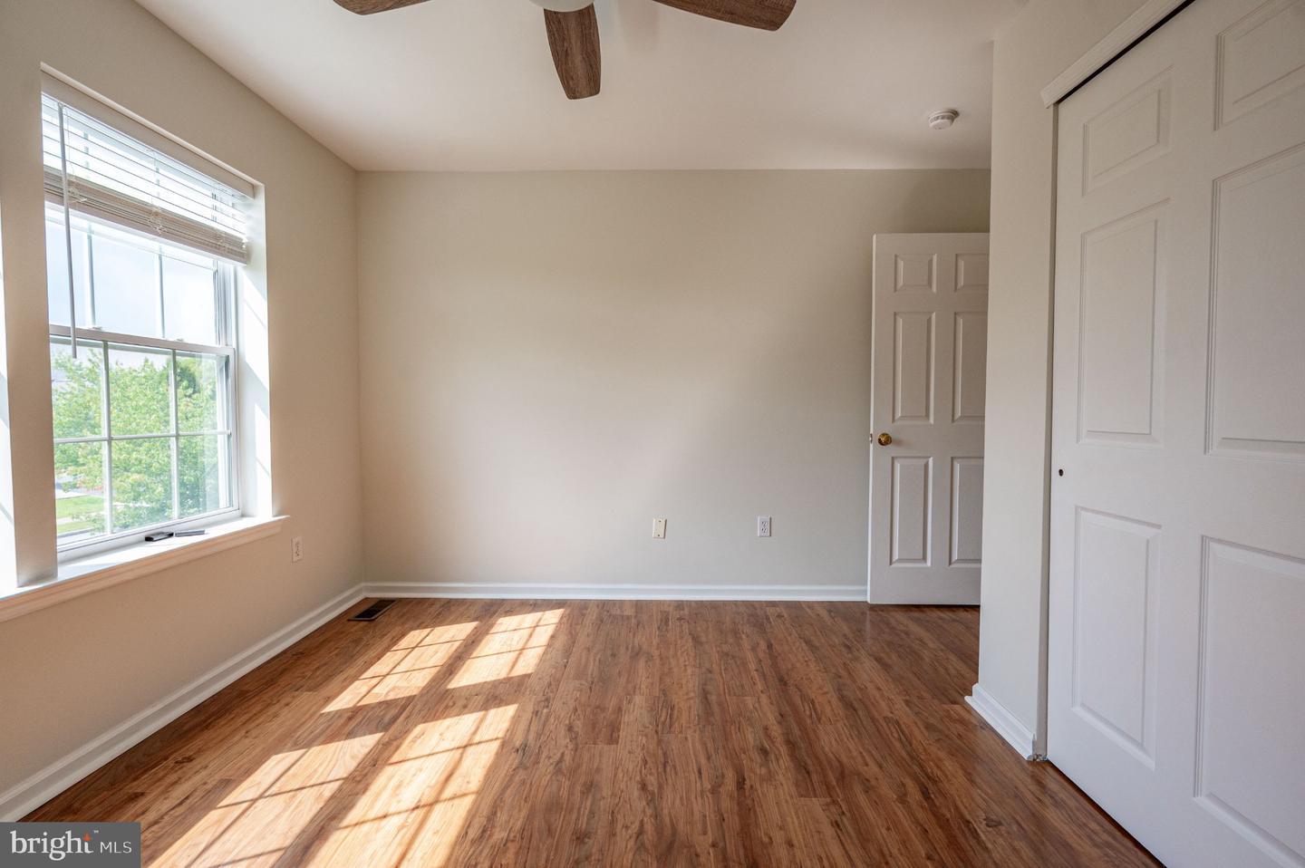 1035 Jervin Dr Property Photo 47
