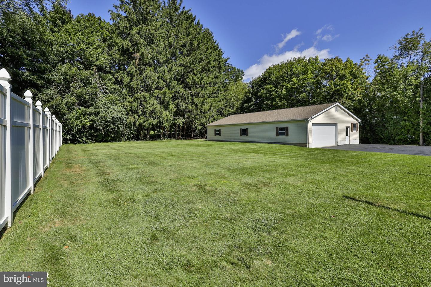 4325 Levans Rd Property Photo 39