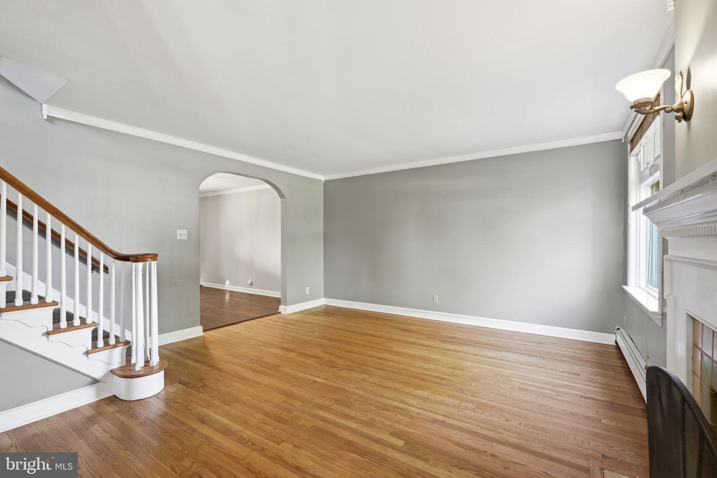 2202 W Union St Property Photo 5