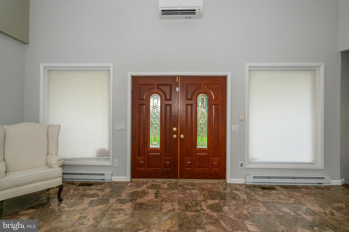 2224 Meadow Brook Dr Property Photo 6