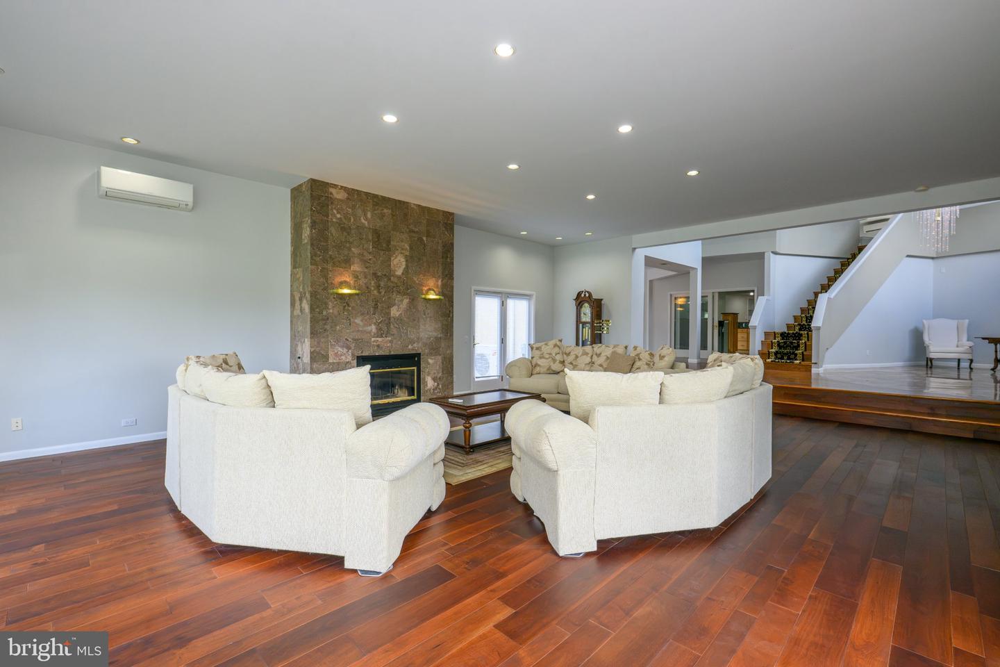 2224 Meadow Brook Dr Property Photo 25
