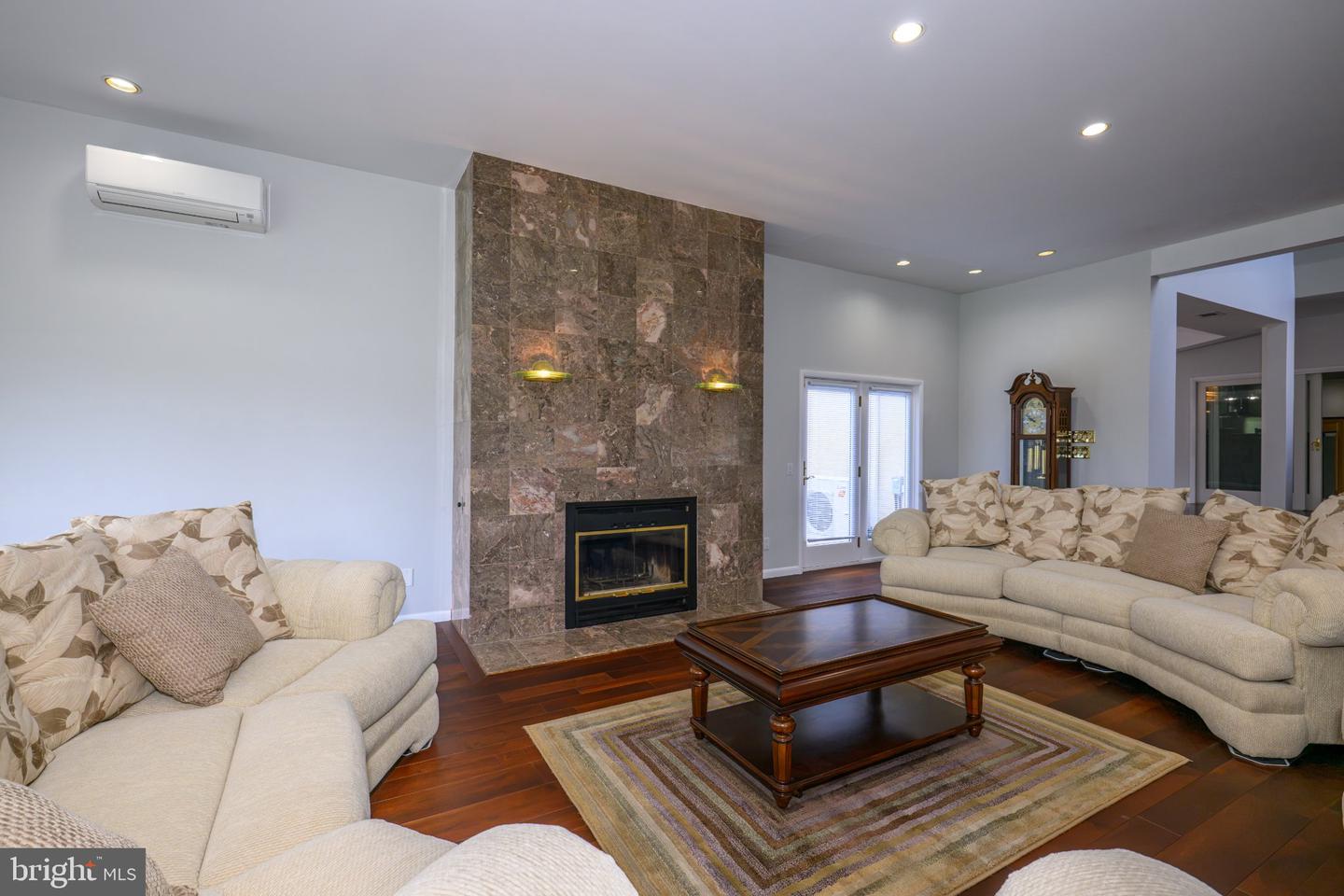 2224 Meadow Brook Dr Property Photo 26