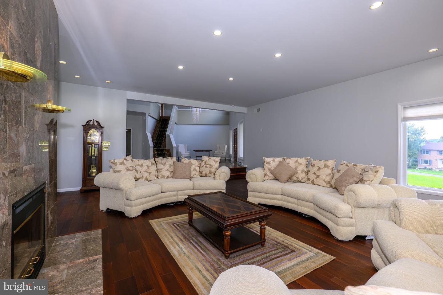 2224 Meadow Brook Dr Property Photo 27