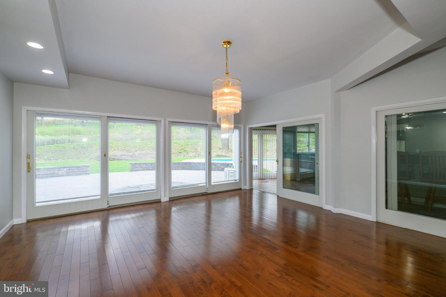2224 Meadow Brook Dr Property Photo 29