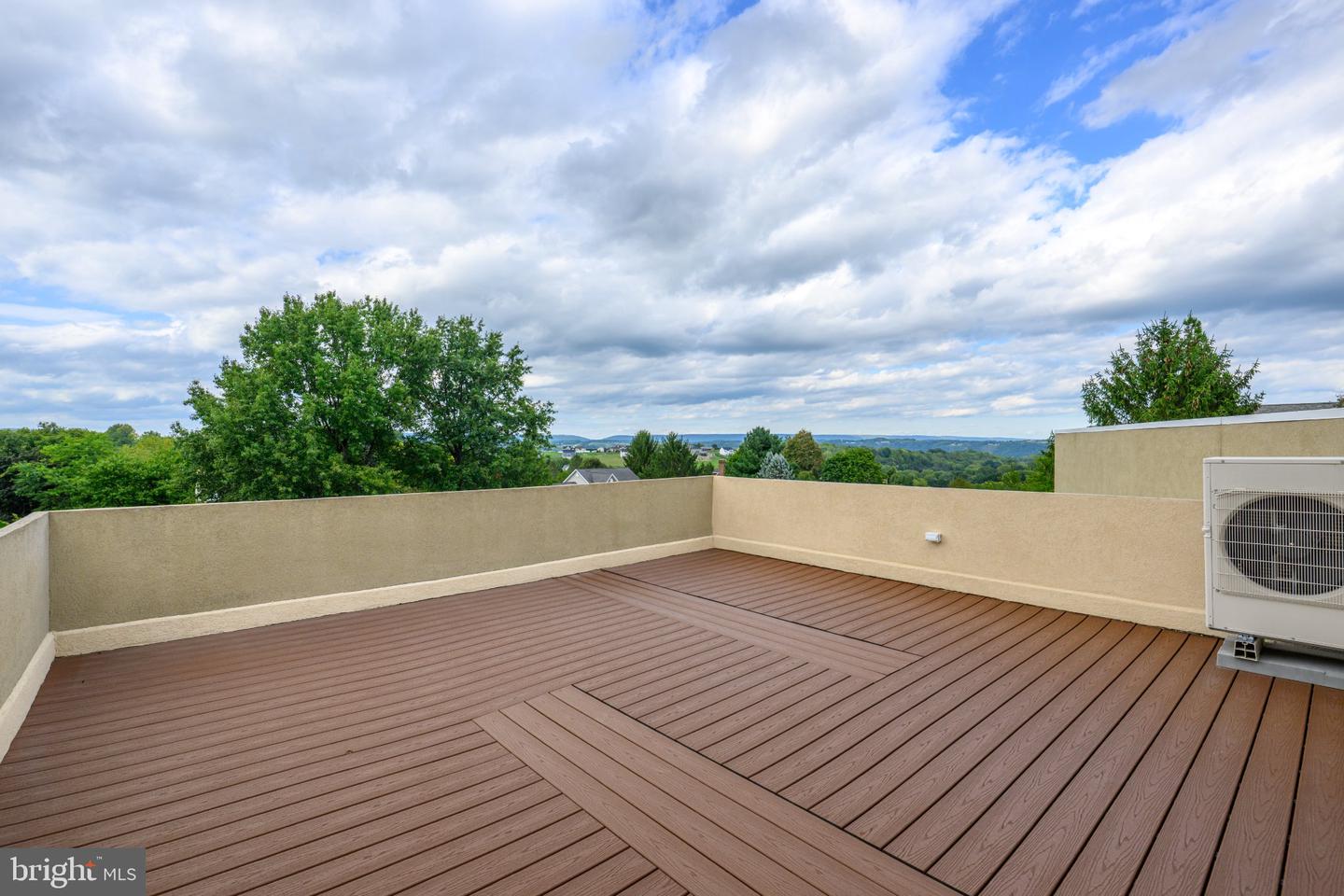 2224 Meadow Brook Dr Property Photo 60
