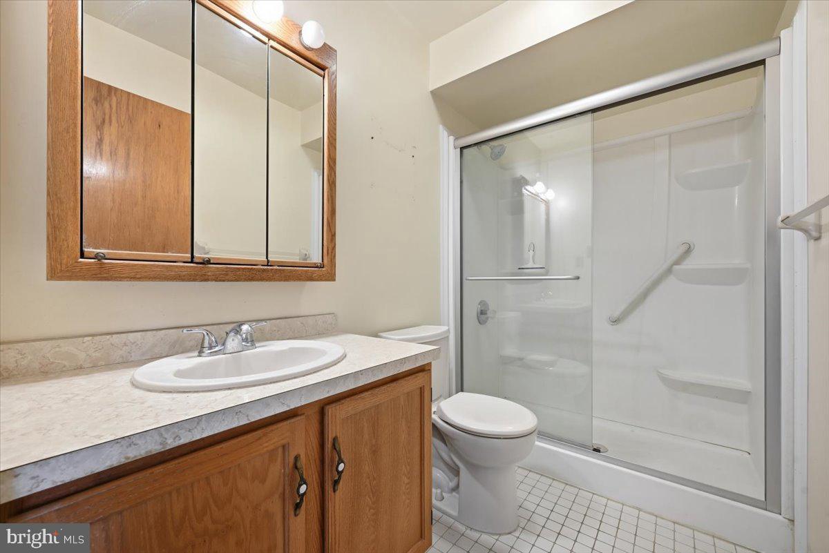 1902 W Walnut St W Property Photo 17