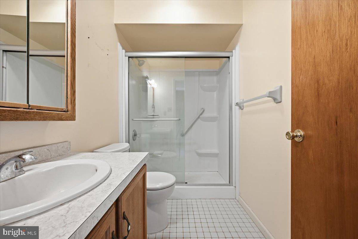 1902 W Walnut St W Property Photo 18