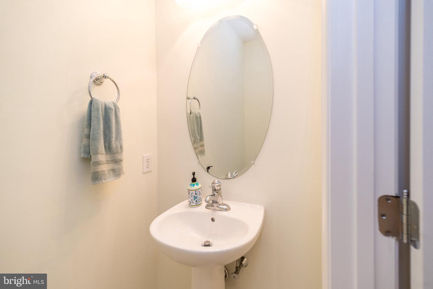 1824 Emerald Dr Property Photo 33