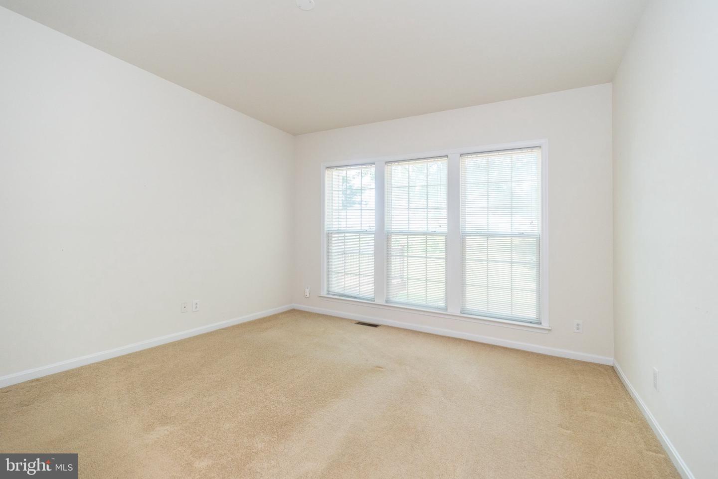 1824 Emerald Dr Property Photo 37