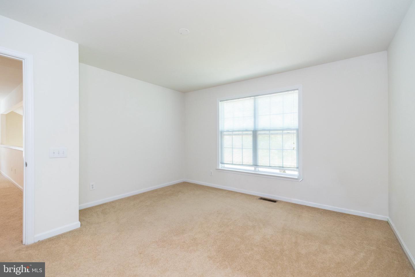 1824 Emerald Dr Property Photo 43
