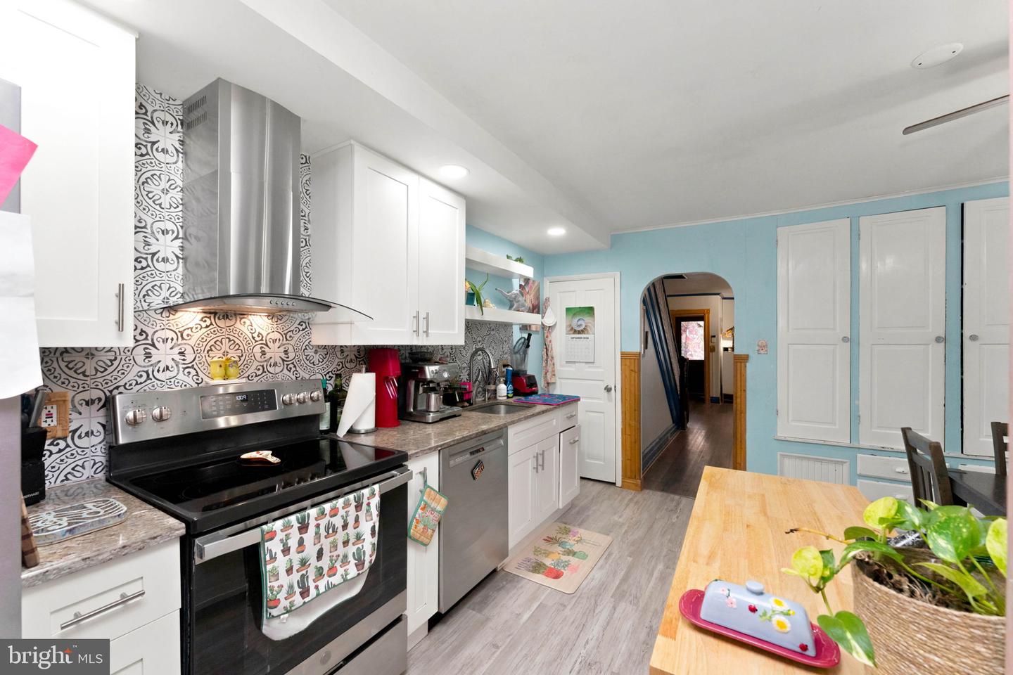 416 Ridge St Property Photo 11