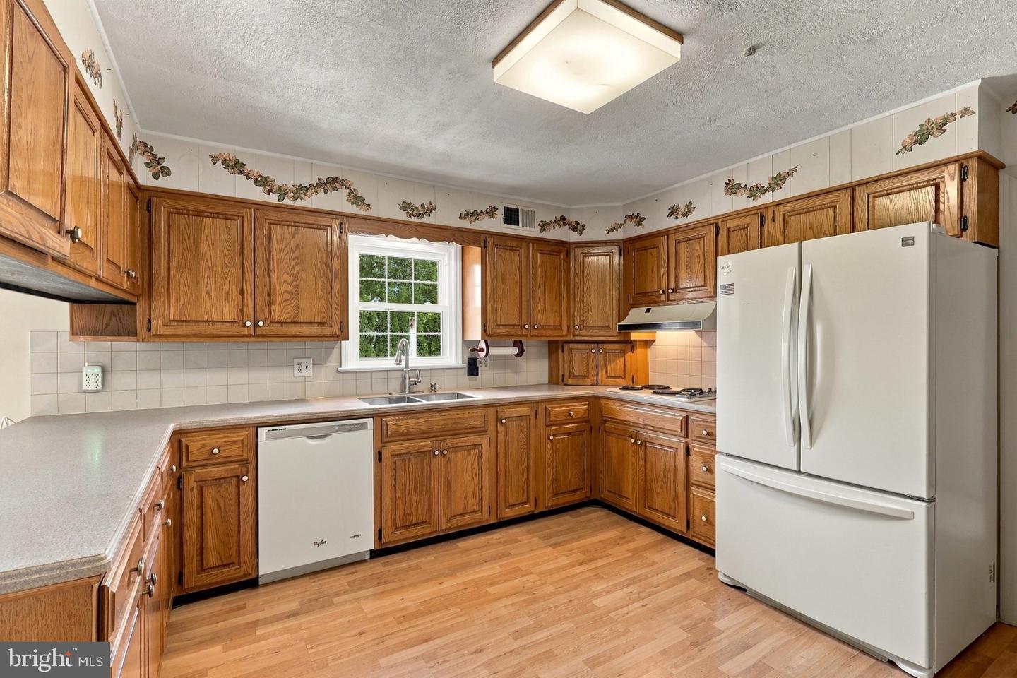 1285 Clearview Cir Property Photo 14