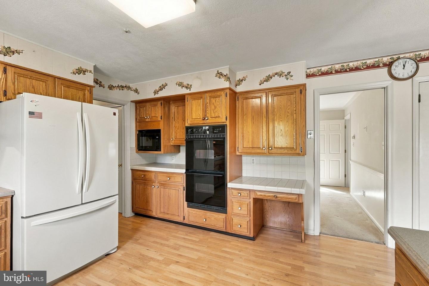 1285 Clearview Cir Property Photo 16