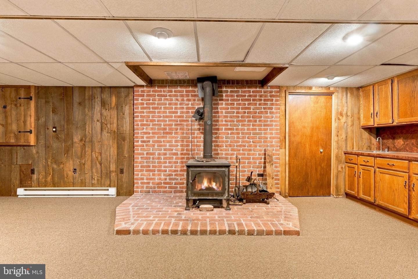 1285 Clearview Cir Property Photo 38