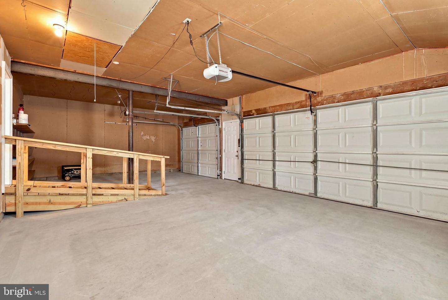 1285 Clearview Cir Property Photo 40