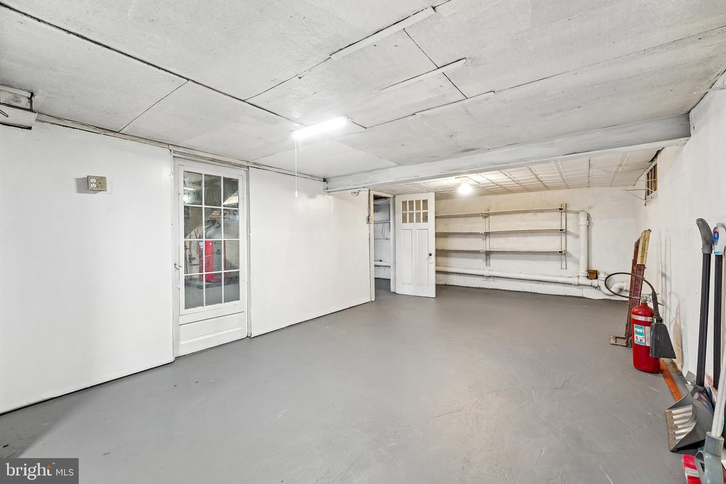 1325 Byfield St Property Photo 25