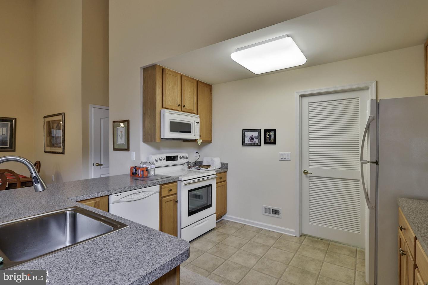 6522 Letterkenny Ln Property Photo 33