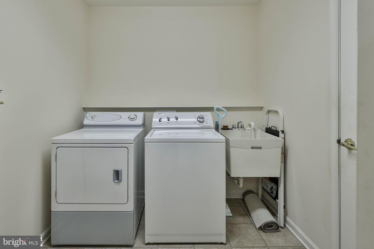 6522 Letterkenny Ln Property Photo 40