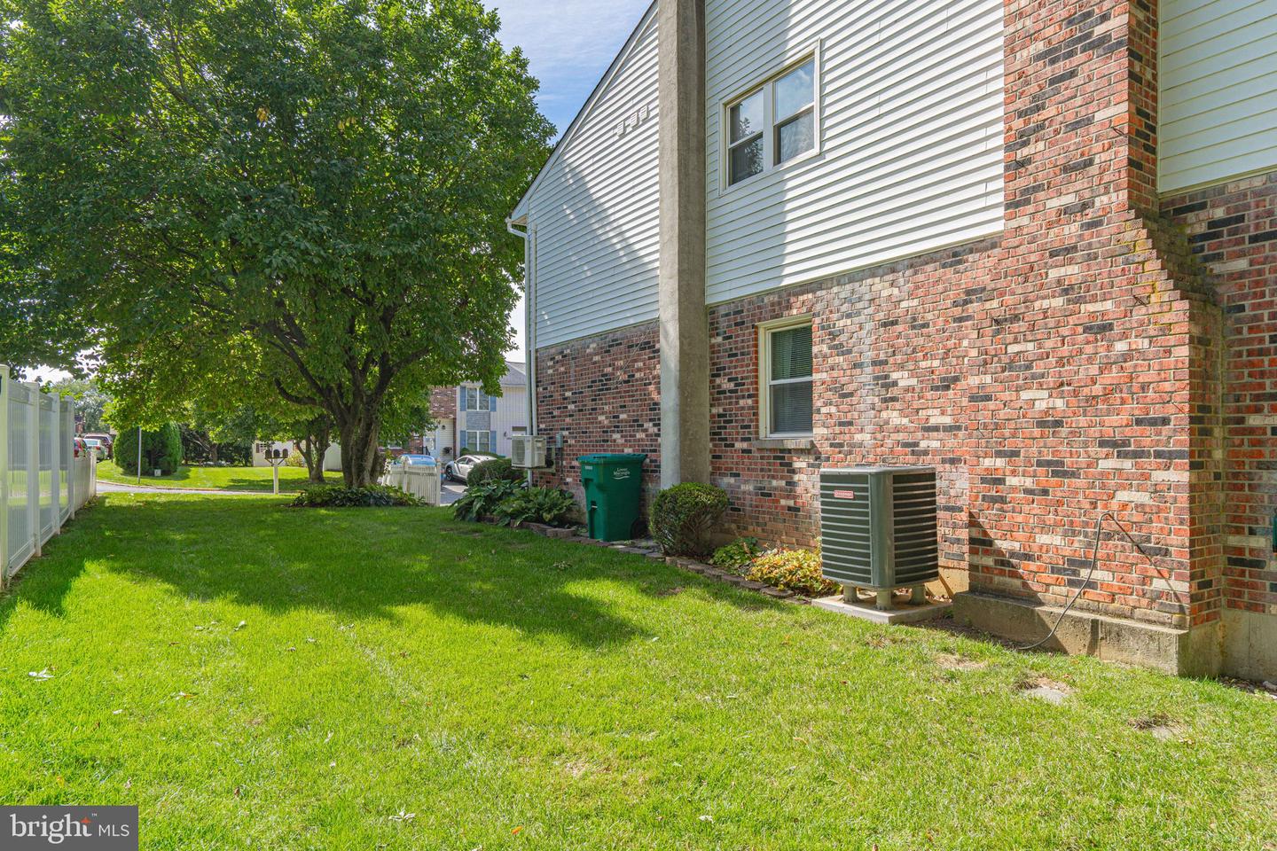PALH2016998 Property Photo 44