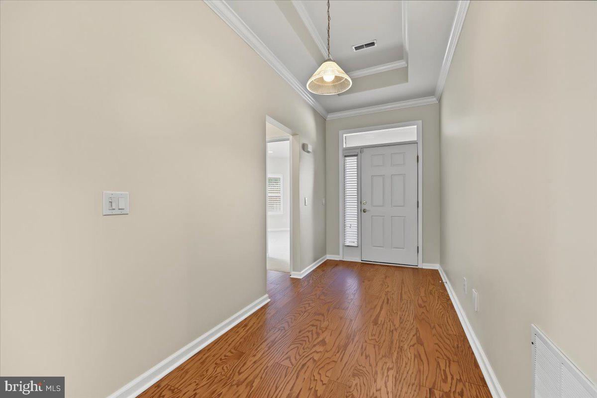 5086 Valley Stream Ln Property Photo 4