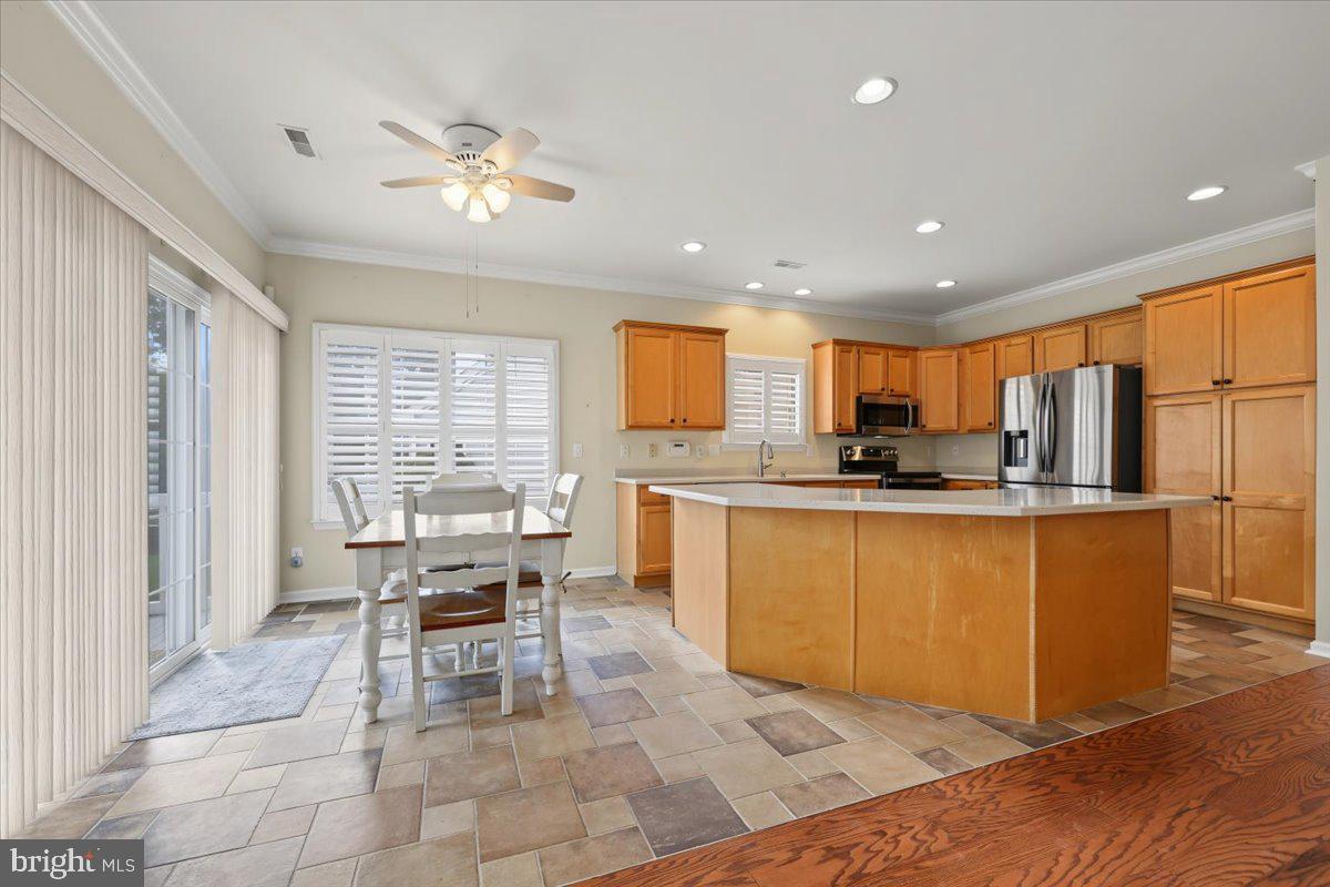 5086 Valley Stream Ln Property Photo 9
