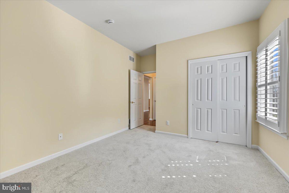 5086 Valley Stream Ln Property Photo 17