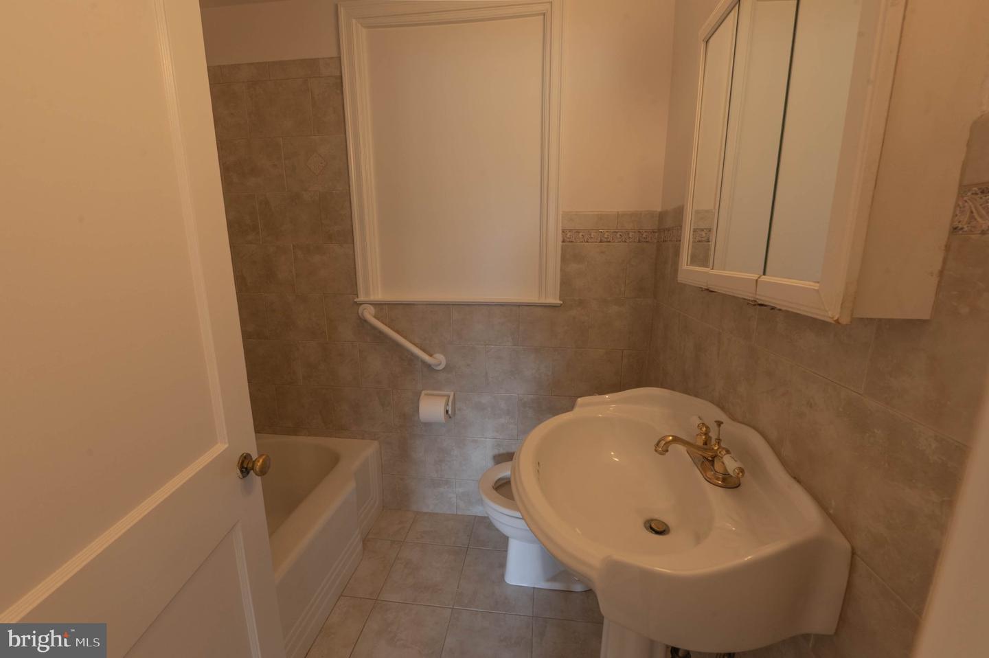PALH2017026 Property Photo 10