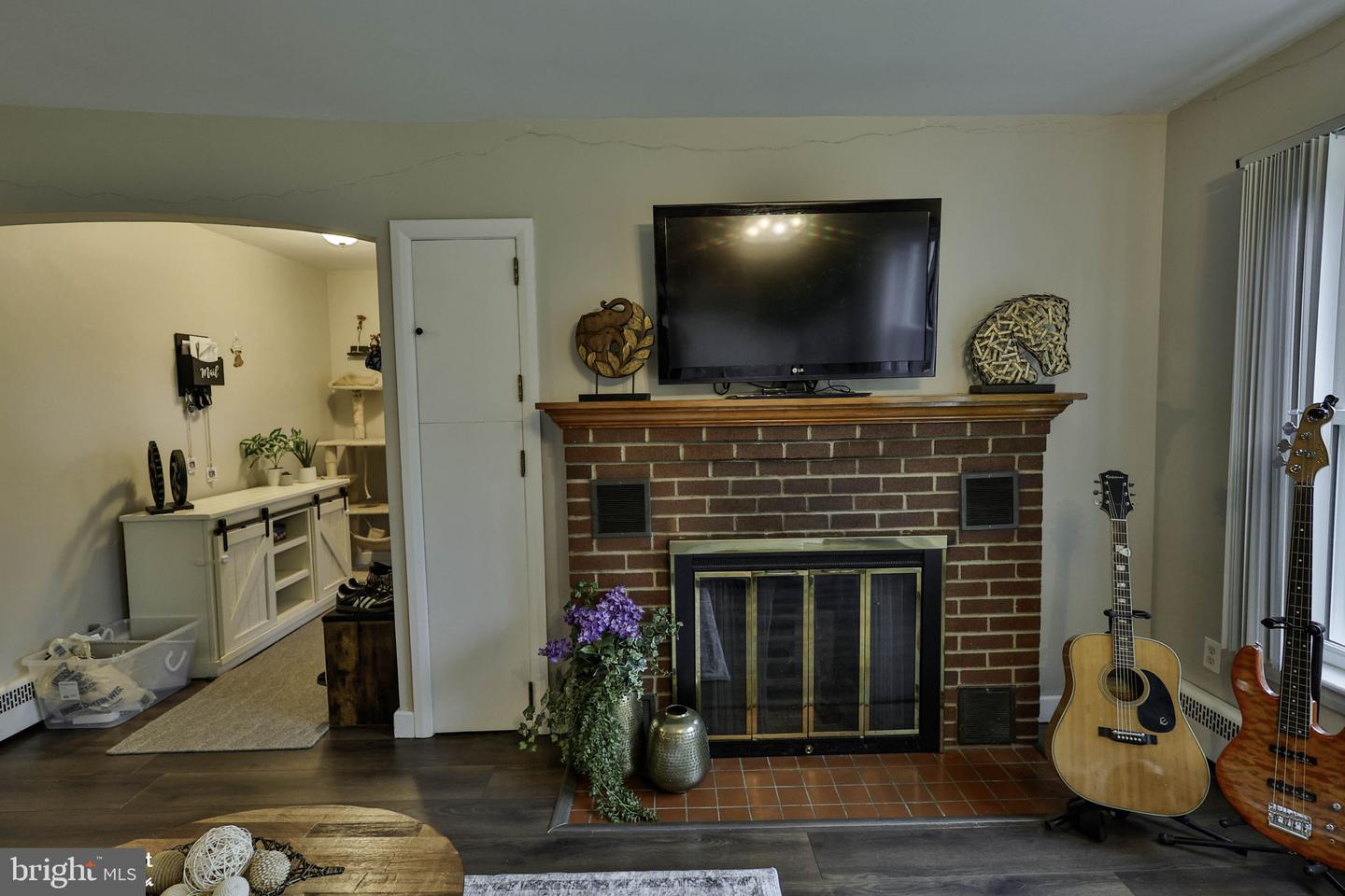 319 S Ott St Property Photo 17
