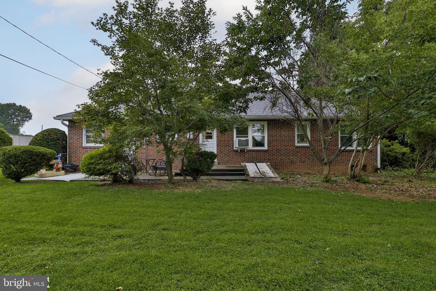 319 S Ott St Property Photo 49