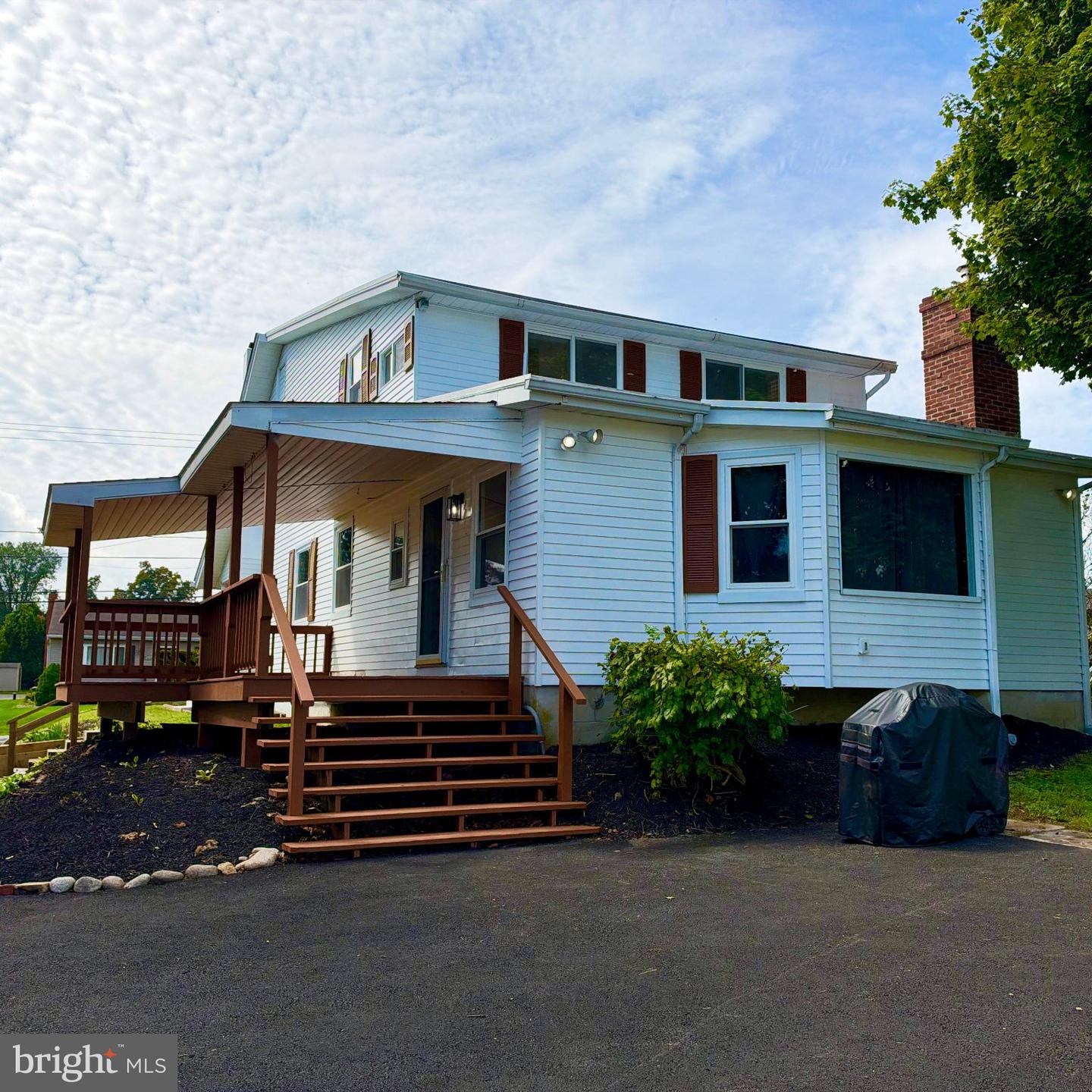 5111 Vera Cruz Rd N Property Photo 4