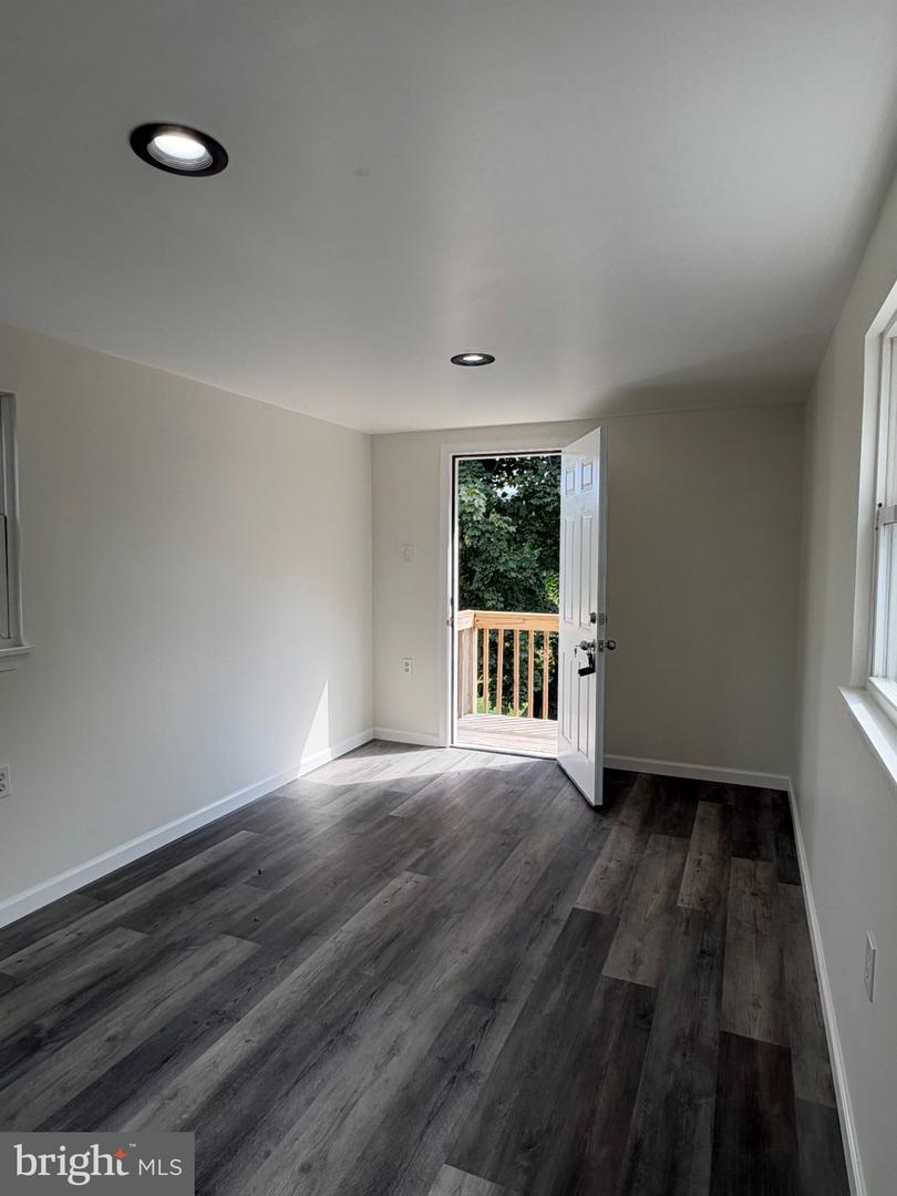 5111 Vera Cruz Rd N Property Photo 44