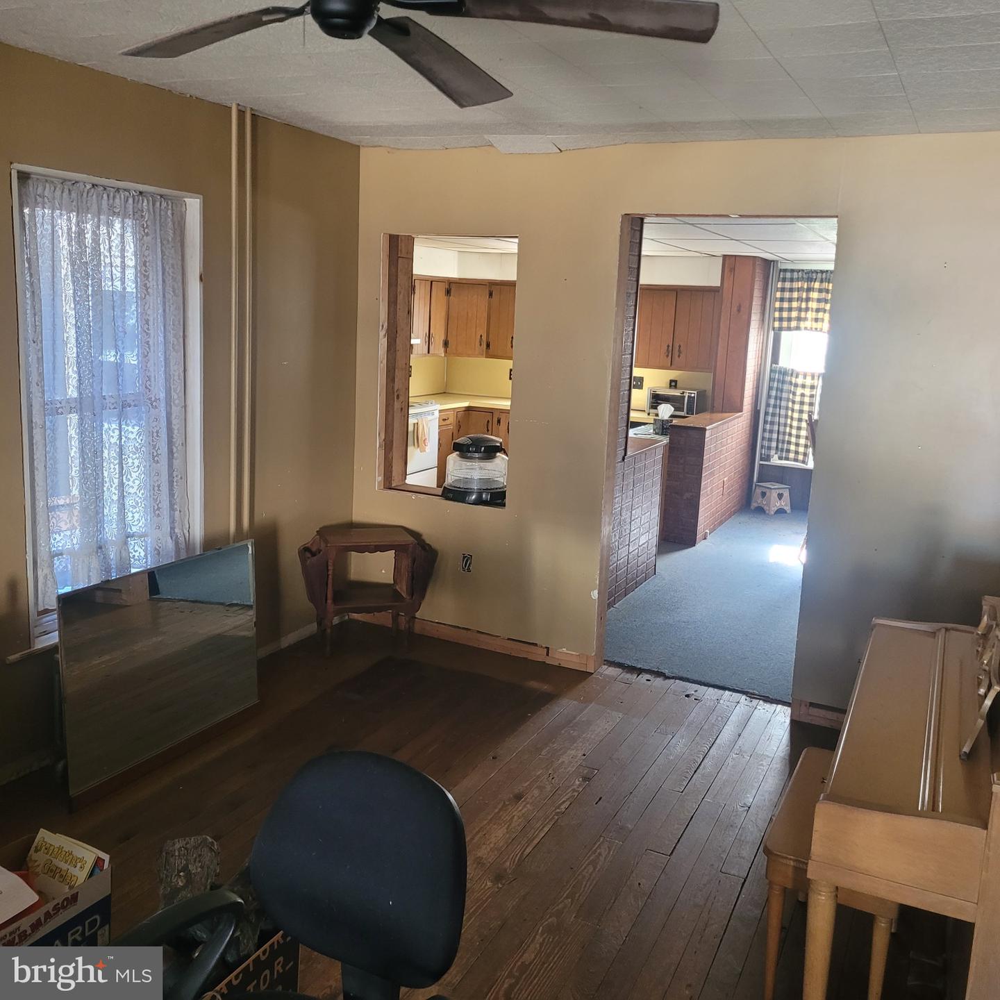 618 Minor St Property Photo 6