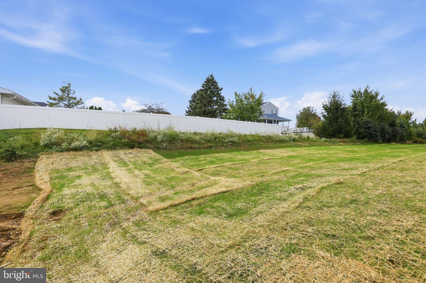 1074 Meadowlark Dr Property Photo 33