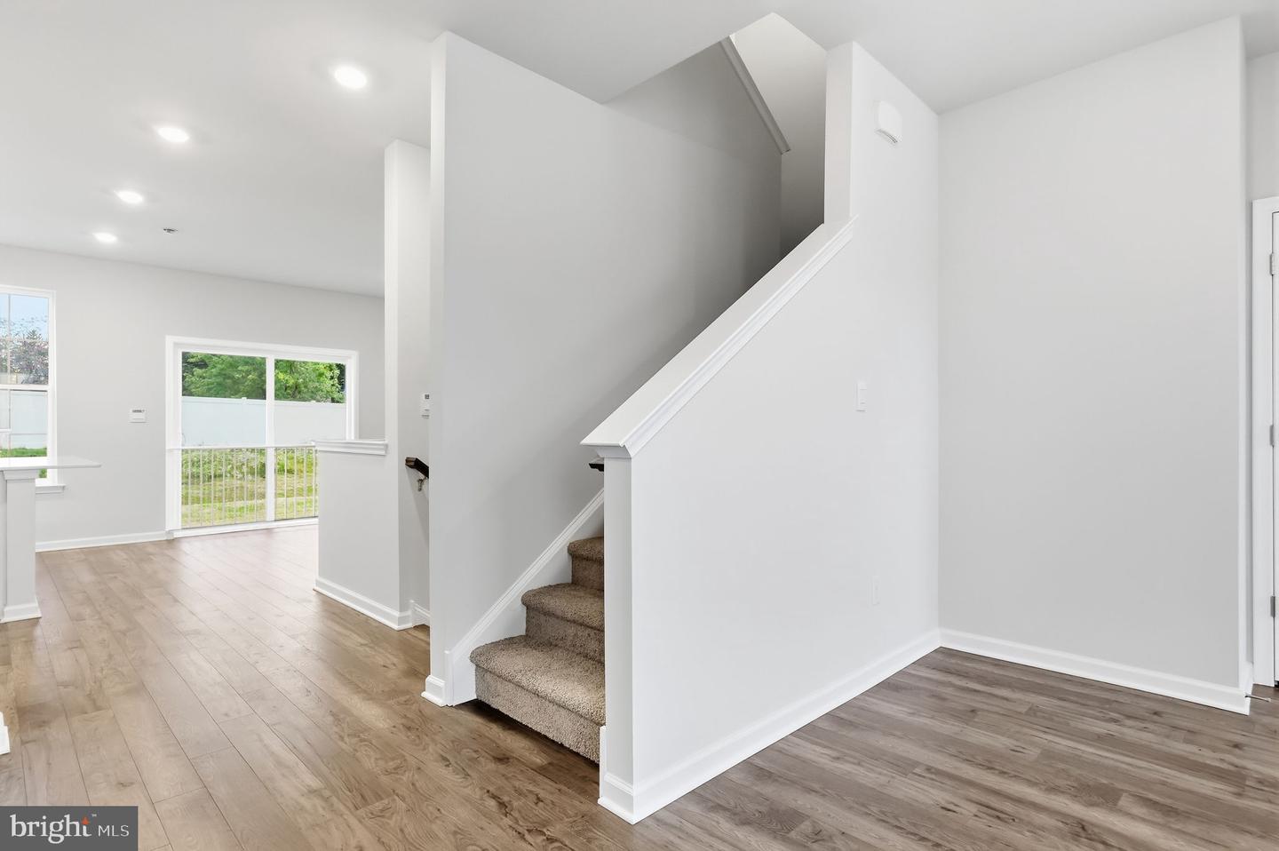 1076 Meadowlark Dr Property Photo 15