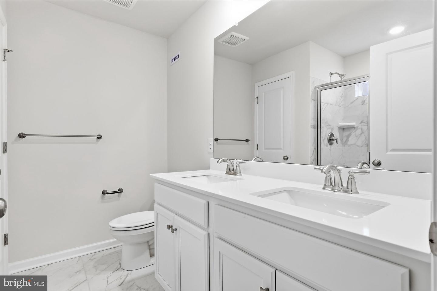 1076 Meadowlark Dr Property Photo 19