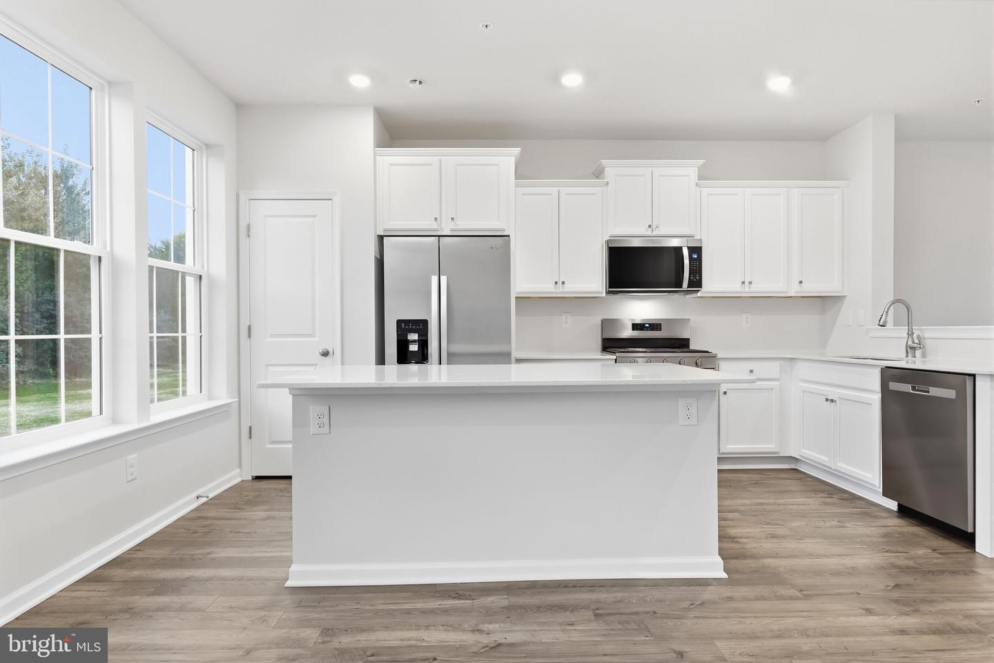1078 Meadowlark Dr Property Photo 11